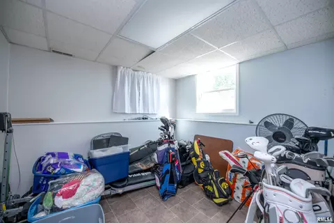 1212 E Adams St, Macomb, IL 61455 photo 21