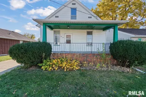 1010 E Moneta Ave, Peoria Heights, IL 61616