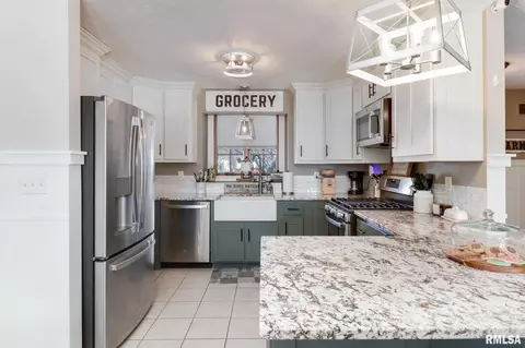 Kitchen - 212 E Garfield St, Minier, IL 61759 photo 1 of 3