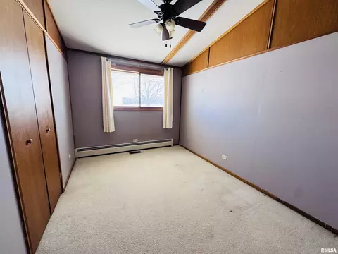 Bedroom - 10810 E 1000th St, Macomb, IL 61455 photo 1 of 6