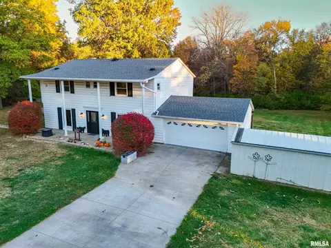 Other - 21 Armstrong Ct, Macomb, IL 61455 photo 1 of 10