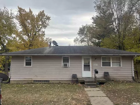 504 W Archer Ave, Peoria, IL 61604