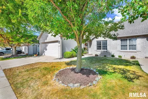45 Fox Creek Ct, Morton, IL 61550