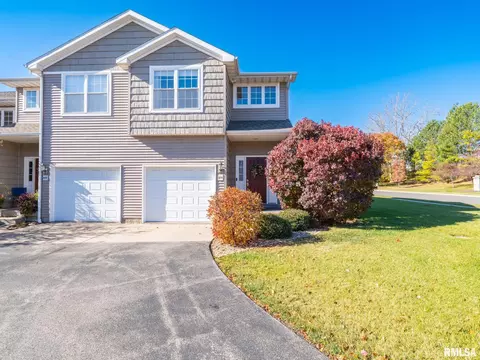 878 W Trailcreek Dr, Peoria, IL 61614