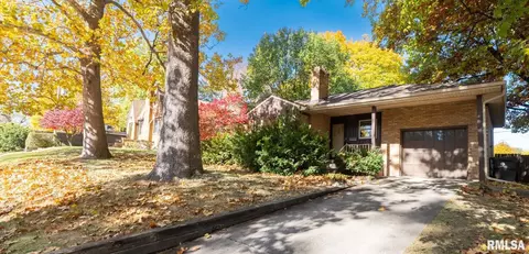 207 W Maywood Ave, Peoria, IL 61604