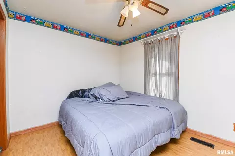 Bedroom - 8810 S Mapleton Rd, Mapleton, IL 61547 photo 1 of 13