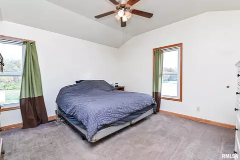 Bedroom - 8810 S Mapleton Rd, Mapleton, IL 61547 photo 4 of 13