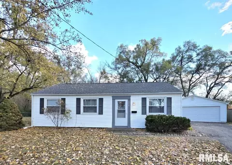 319 Saint Clair Dr, Marquette Heights, IL 61554