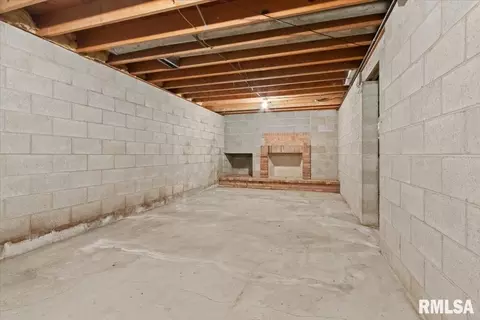 Other - 678 Banta Rd, Lowpoint, IL 61545 photo 9 of 10