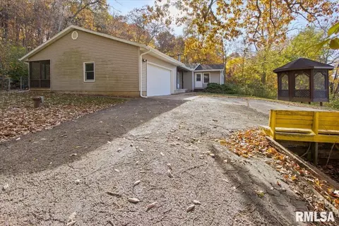Exterior - 678 Banta Rd, Lowpoint, IL 61545 photo 7 of 9