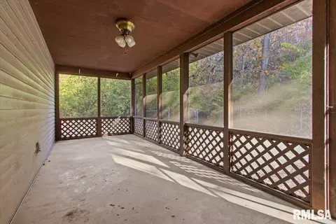 Exterior - 678 Banta Rd, Lowpoint, IL 61545 photo 5 of 9
