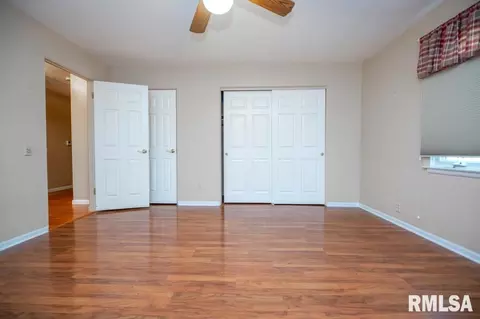 2447 Centennial Dr, Washington, IL 61571 photo 9