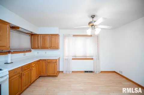 2447 Centennial Dr, Washington, IL 61571 photo 19