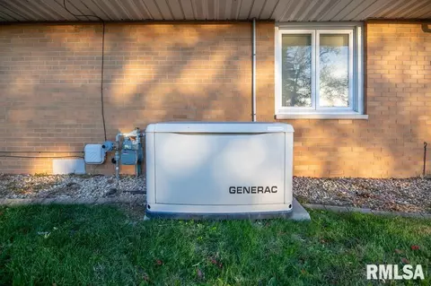 2447 Centennial Dr, Washington, IL 61571 photo 25