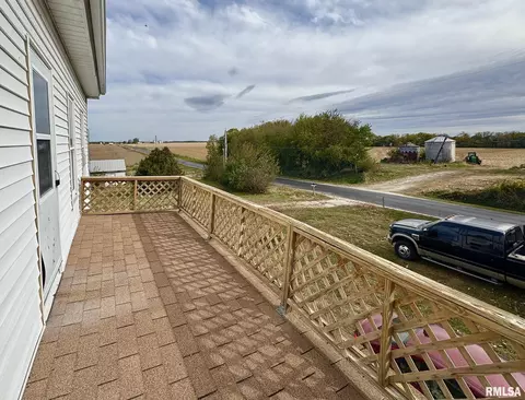 Exterior - 1392 54th Ave, Avon, IL 61415 photo 3 of 7