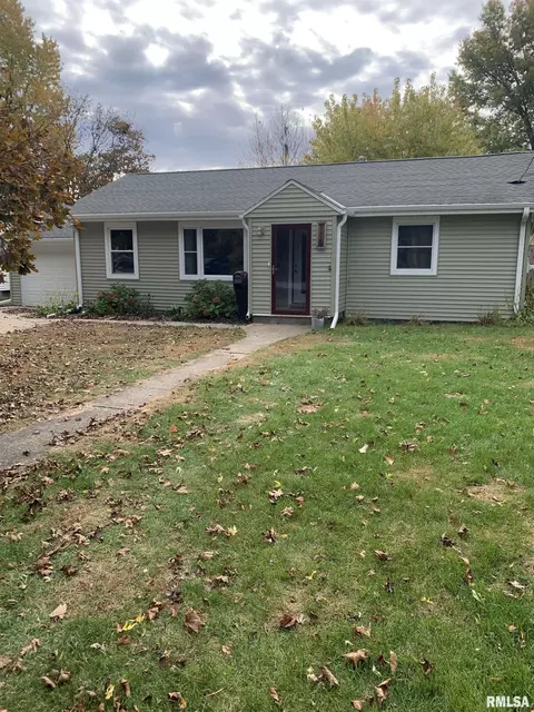 115 17th St, Mendota, IL 61342