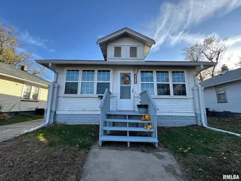 1402- 1402 12 State St, Pekin, IL 61554