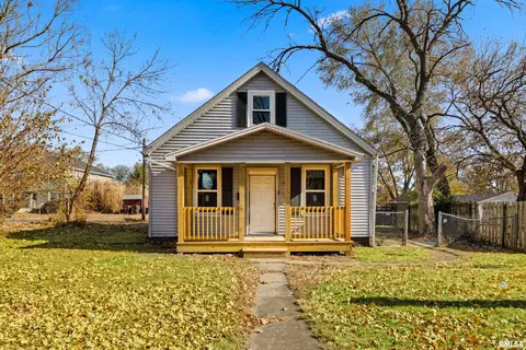 2316 N Sheridan Rd, Peoria, IL 61604