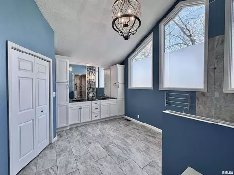 815 E Franklin St, Macomb, IL 61455 photo 23
