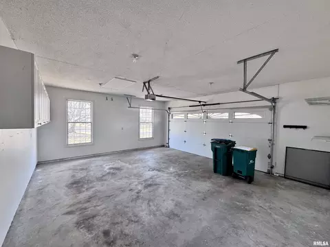 815 E Franklin St, Macomb, IL 61455 photo 33