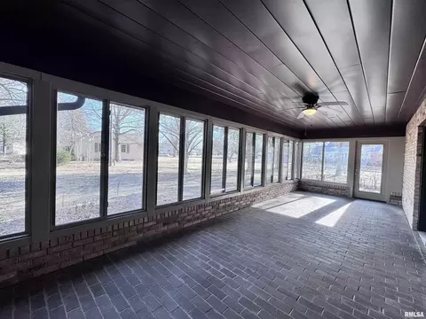 815 E Franklin St, Macomb, IL 61455 photo 34