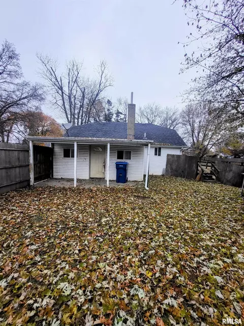 Exterior - 722 Monroe St, Kewanee, IL 61443 photo 5 of 5