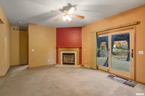 Living - 1218 Joseph St, Macomb, IL 61455 photo 3 of 5