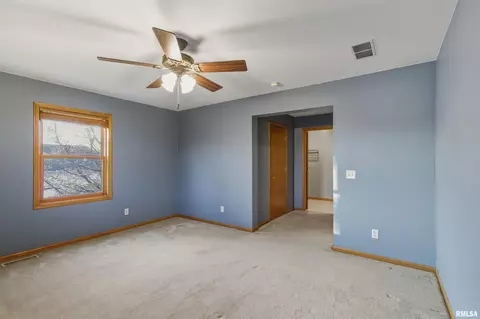 Bedroom - 1218 Joseph St, Macomb, IL 61455 photo 3 of 5