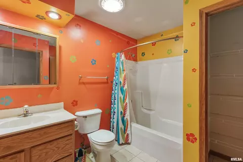 Bath - 1218 Joseph St, Macomb, IL 61455 photo 5 of 5