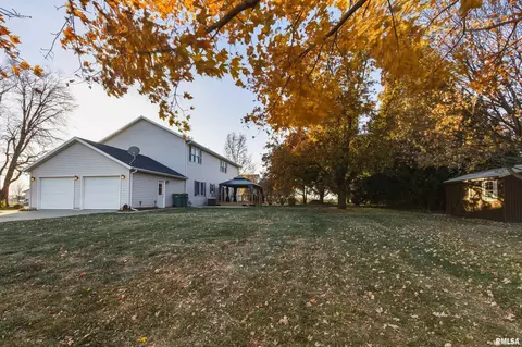 Exterior - 1218 Joseph St, Macomb, IL 61455 photo 2 of 5
