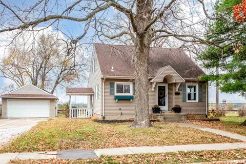 437 N Bauman Ave, Morton, IL 61550