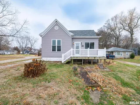 100 S Sanderson Ave, Bartonville, IL 61607