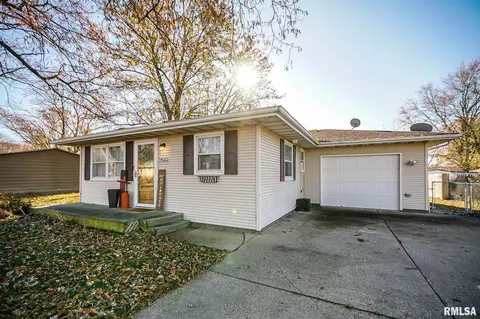 5412 Juliette Dr, Bartonville, IL 61607