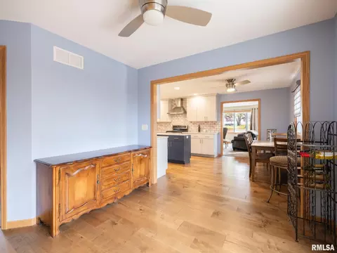 Entry Way - 6065 Locust Rd, Delavan, IL 61734 photo 1 of 1