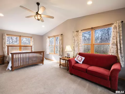 Bedroom - 6065 Locust Rd, Delavan, IL 61734 photo 2 of 8
