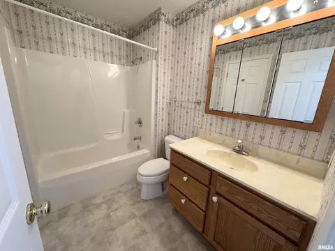 1200 Grand Ave, Macomb, IL 61455 photo 29