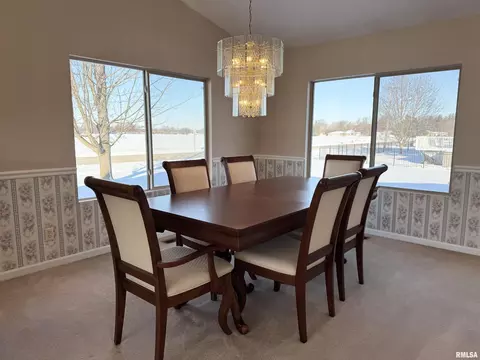 1200 Grand Ave, Macomb, IL 61455 photo 14