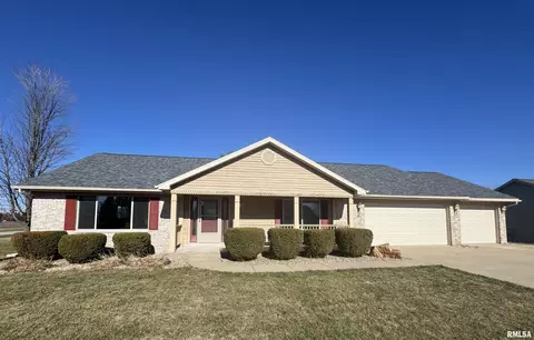 1200 Grand Ave, Macomb, IL 61455