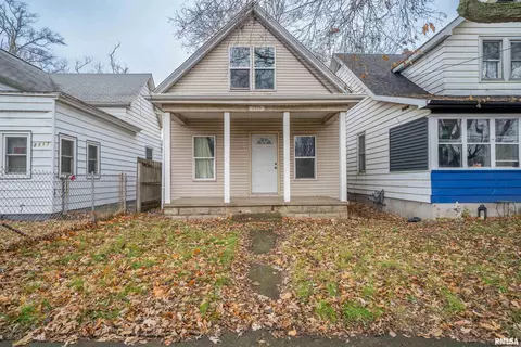 2115 W Proctor St, Peoria, IL 61605