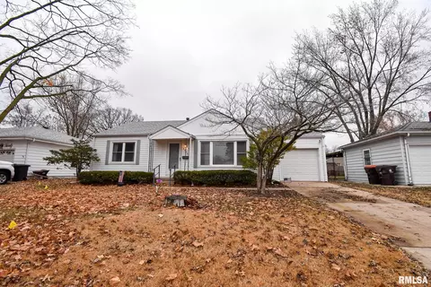 4016 N Jacqualine St, Peoria, IL 61614
