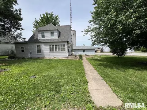 102 104 W 1st St, Table Grove, IL 61482