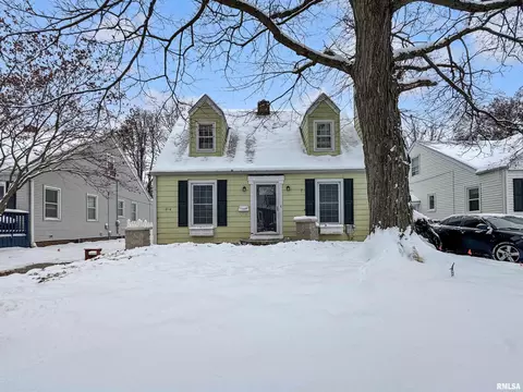 1014 Elmhurst Ave, Peoria, IL 61603