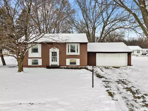 9603 W Littlefield Dr, Mapleton, IL 61547