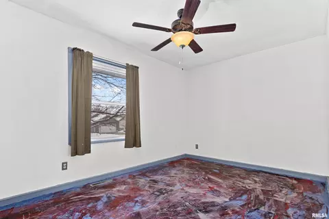 Bedroom - 9603 W Littlefield Dr, Mapleton, IL 61547 photo 1 of 6