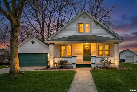118 Crescent Ave, East Peoria, IL 61611