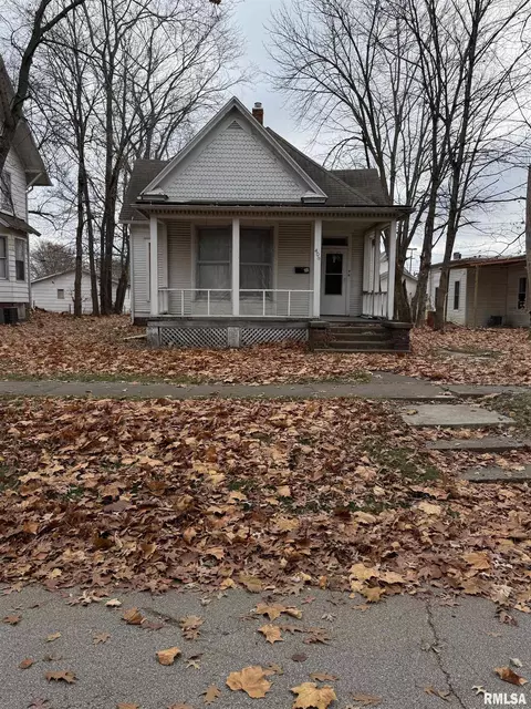 Exterior - 409 N Mcarthur St, Macomb, IL 61455 photo 2 of 2