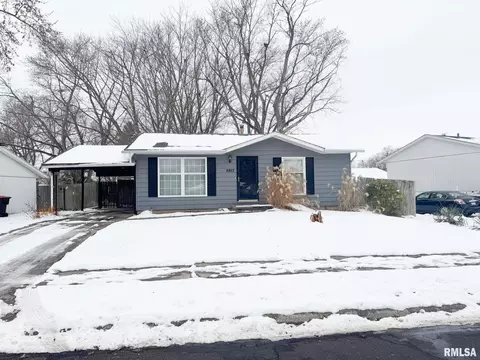 5917 N Sedley St, Peoria, IL 61615