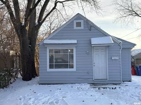 732 E Division Ave, Peoria Heights, IL 61616