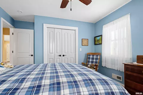 207 Devonshire Rd, Washington, IL 61571 photo 28