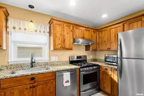 207 Devonshire Rd, Washington, IL 61571 photo 17